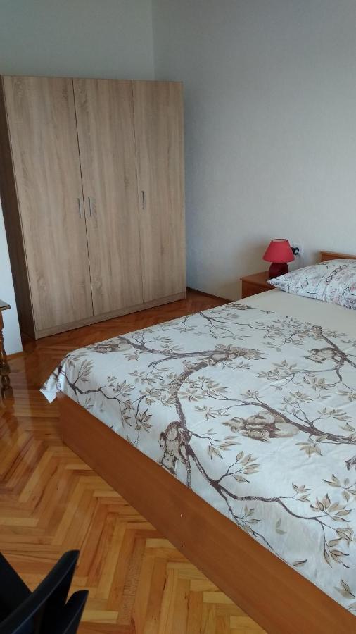 Apartment For 6 In Makarska Centar 外观 照片