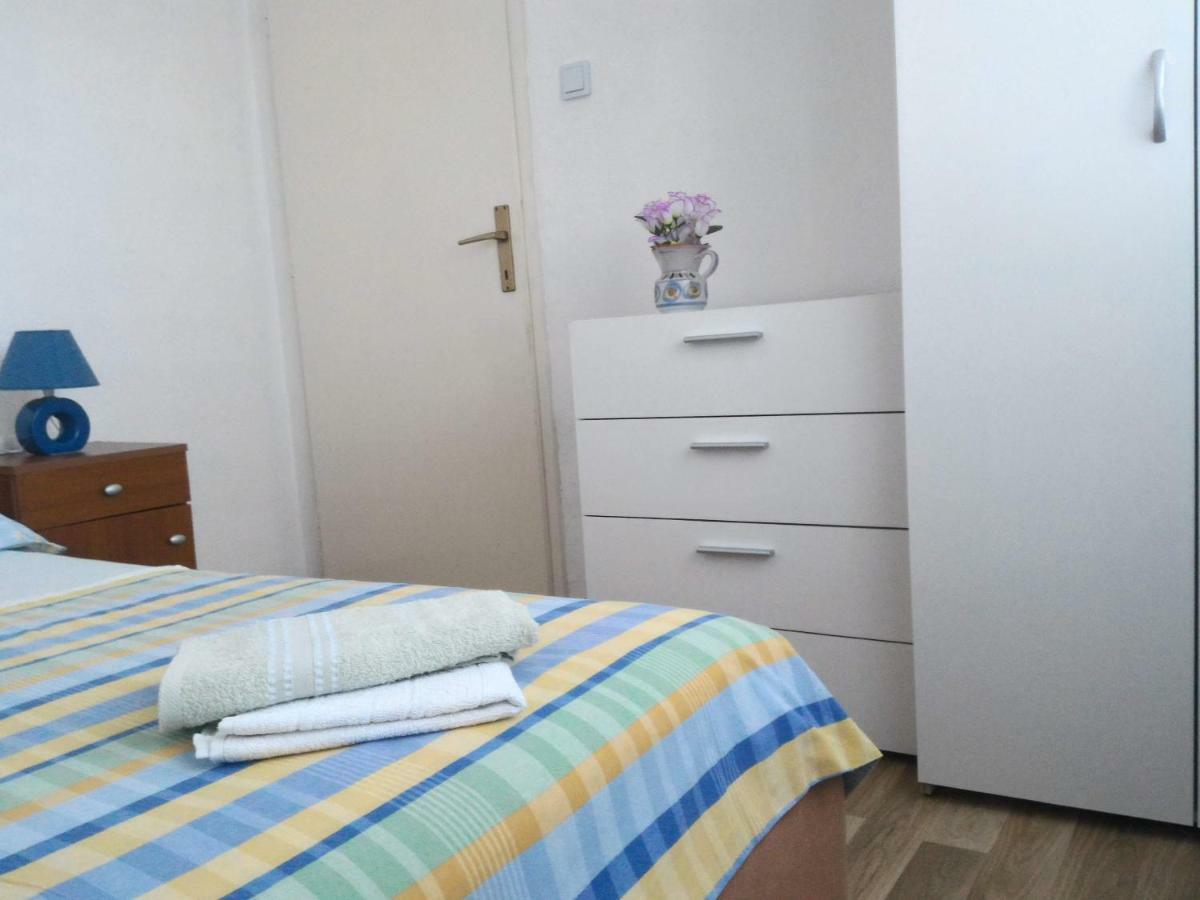 Apartment For 6 In Makarska Centar 外观 照片